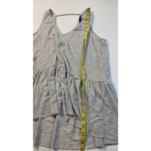 NWT soprano Nordstrom S grey cut out back v neck tank top flowy summer stretch - Picture 7 of 7